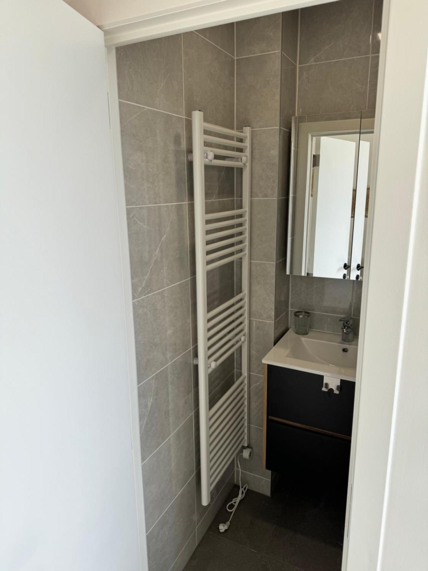 Superbe Appartement Une Chambre Брюксел Екстериор снимка